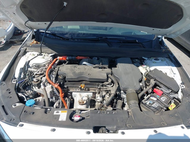 1HGCV3F90NA025697 Honda Accord Hybrid Touring