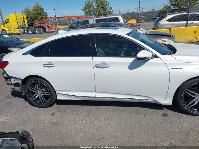 1HGCV3F90NA025697 Honda Accord Hybrid Touring
