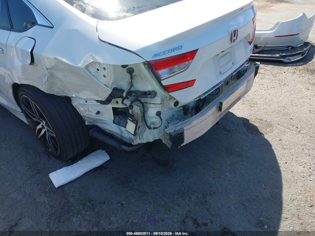 1HGCV3F90NA025697 Honda Accord Hybrid Touring