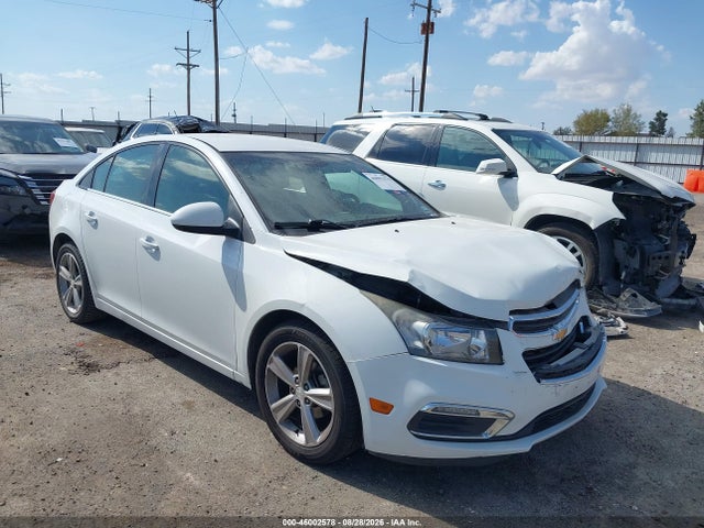 46002578 :رقم المزاد ، 1G1PE5SB3F7170275 vin ، 2015 Chevrolet Cruze 2lt Auto مزاد بيع