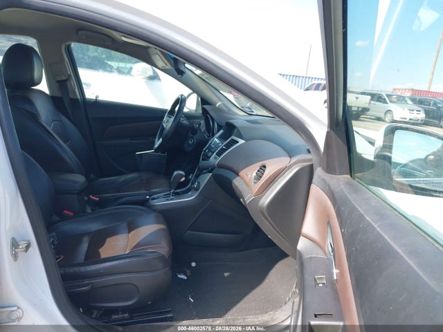 46002578 :رقم المزاد ، 1G1PE5SB3F7170275 vin ، 2015 Chevrolet Cruze 2lt Auto مزاد بيع