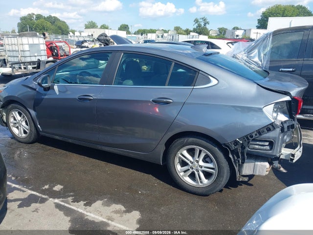 46002588 :رقم المزاد ، 1G1BE5SM4J7160617 vin ، 2018 Chevrolet Cruze Lt Auto مزاد بيع