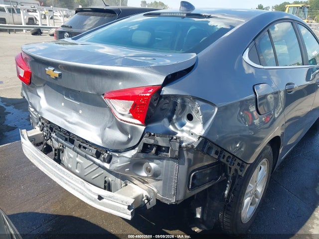 46002588 :رقم المزاد ، 1G1BE5SM4J7160617 vin ، 2018 Chevrolet Cruze Lt Auto مزاد بيع