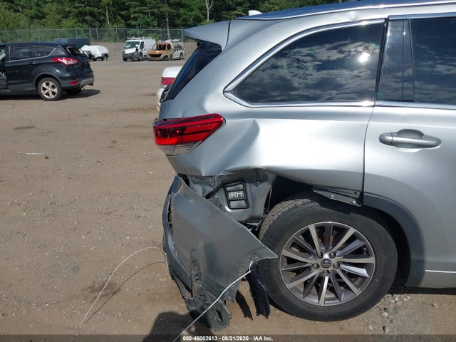 Toyota Highlander Xle 2017 5TDJZRFH4HS365852 Image 19