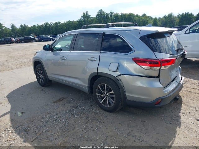 5TDJZRFH4HS365852 Toyota Highlander Xle