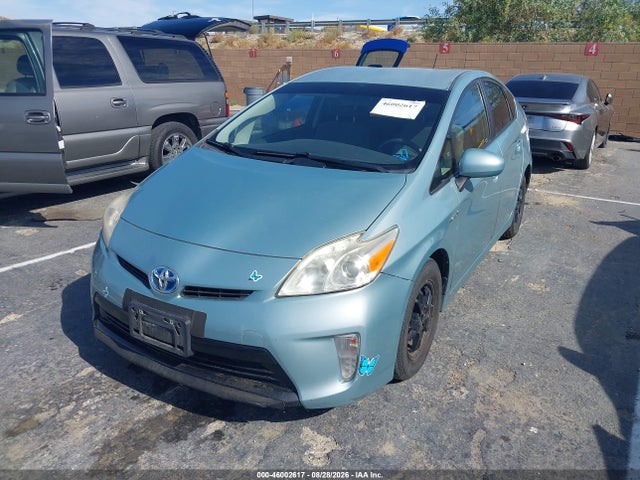 JTDKN3DU9E1769977 Toyota Prius Three