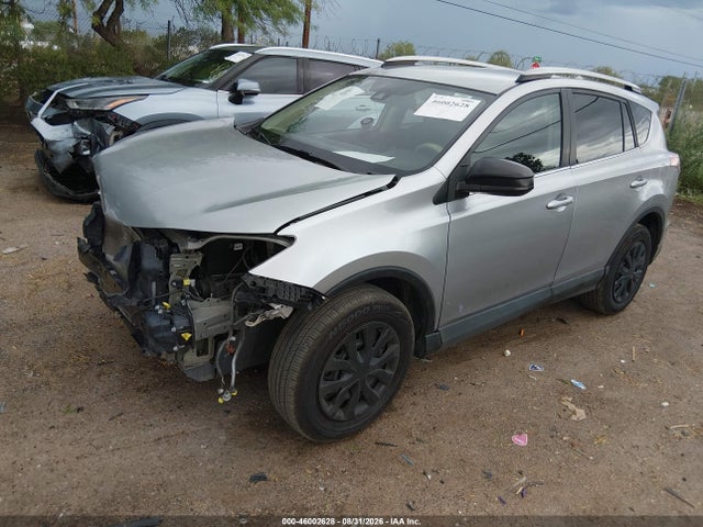 Toyota RAV4 LE 2018 2T3ZFREV3JW416880 Image 2