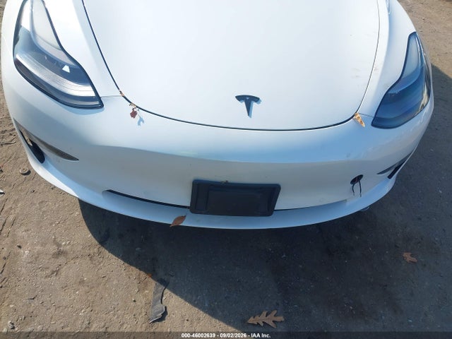 5YJ3E1EA2NF119702 Tesla Model 3 Rear-wheel Drive