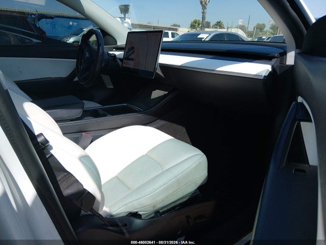 Aukcja sprzedaży 2021 Tesla Model Y Long Range Dual Motor All-wheel Drive, vin: 5YJYGAEE2MF230798, numer aukcji: 46002641
