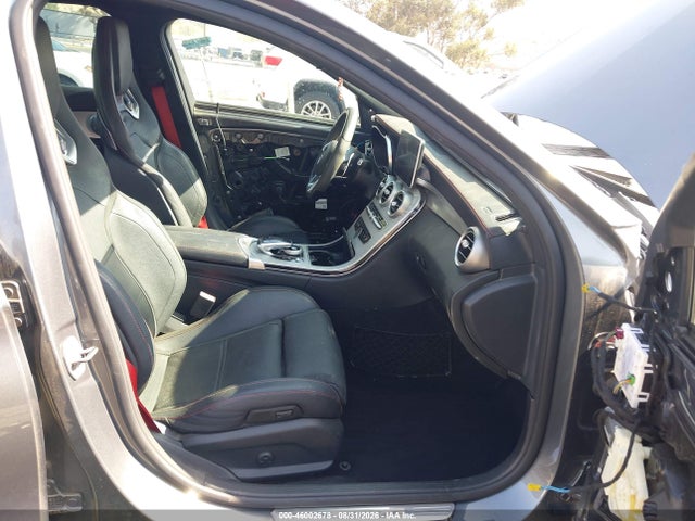 46002678 :رقم المزاد ، 55SWF6EB0HU186110 vin ، 2017 Mercedes-benz Amg C 43 4matic مزاد بيع