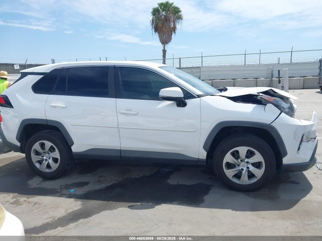 Toyota RAV4 LE 2022 2T3K1RFV1NC193678 Image 13
