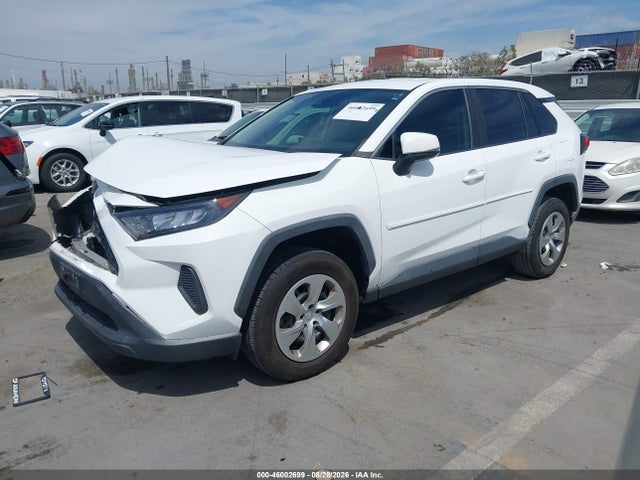 Toyota RAV4 LE 2022 2T3K1RFV1NC193678 Image 2