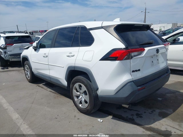 Toyota RAV4 LE 2022 2T3K1RFV1NC193678 Image 3