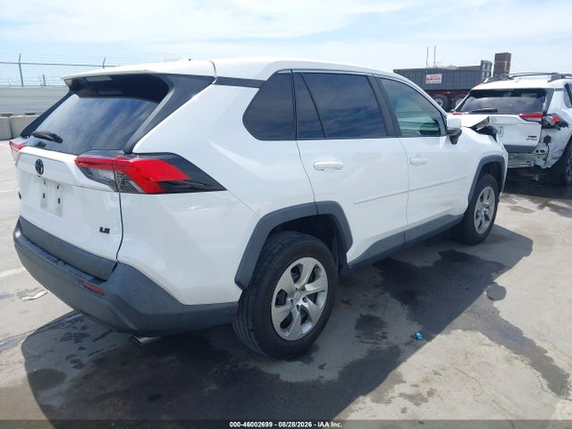 Toyota RAV4 LE 2022 2T3K1RFV1NC193678 Image 4