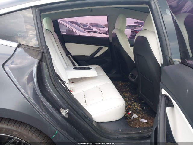 5YJ3E1EB8JF099393 Tesla Model 3 Long Range/performance