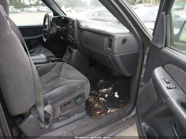 46002717 :رقم المزاد ، 1GTEC19T9YZ321686 vin ، 2000 Gmc Sierra 1500 Sle مزاد بيع