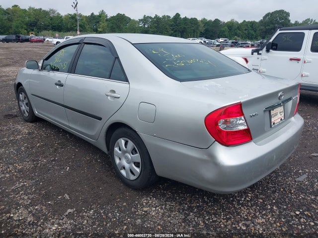 2002 Toyota Camry Le მანქანა იყიდება აუქციონზე, vin: 4T1BE32K02U522225, აუქციონის ნომერი: 46002720