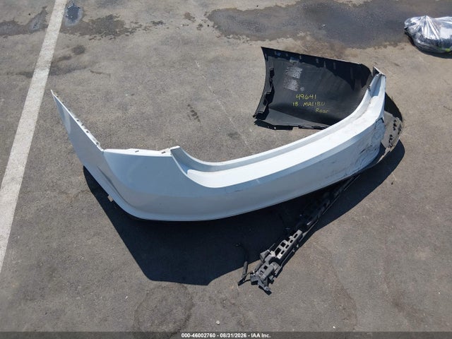 Продаж на аукціоні авто 2018 Chevrolet Malibu Lt, vin: 1G1ZD5ST4JF246251, номер лоту: 46002760