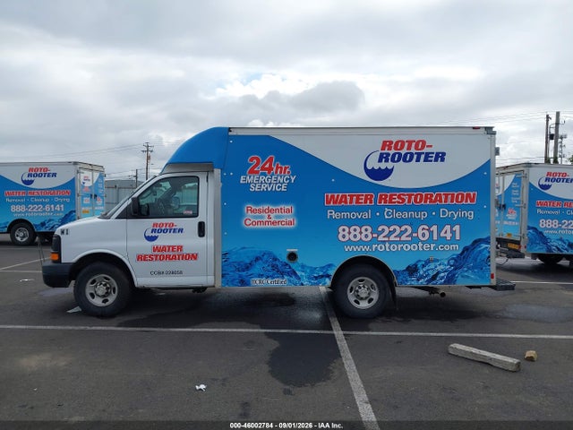 46002784 :رقم المزاد ، 1GB0GRFG2G1121455 vin ، 2016 Chevrolet Express Cutaway 3500 مزاد بيع