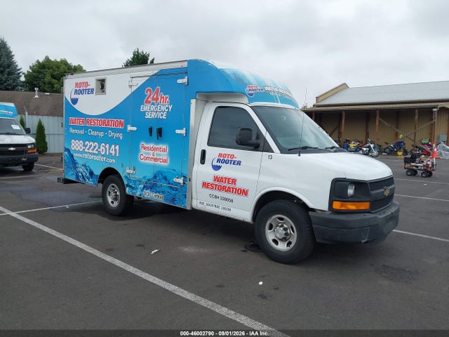 46002790 :رقم المزاد ، 1GB0GRFG0G1127070 vin ، 2016 Chevrolet Express Cutaway 3500 مزاد بيع