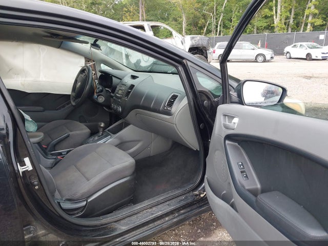 Продажа на аукционе авто 2017 Kia Forte Lx, vin: 3KPFK4A70HE070592, номер лота: 46002793