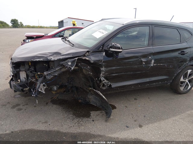 KM8J3CA29HU361319 Hyundai Tucson Sport