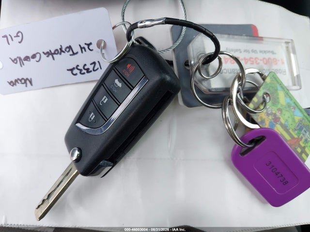 5YFB4MDE0RP175670 Toyota COROLLA LE