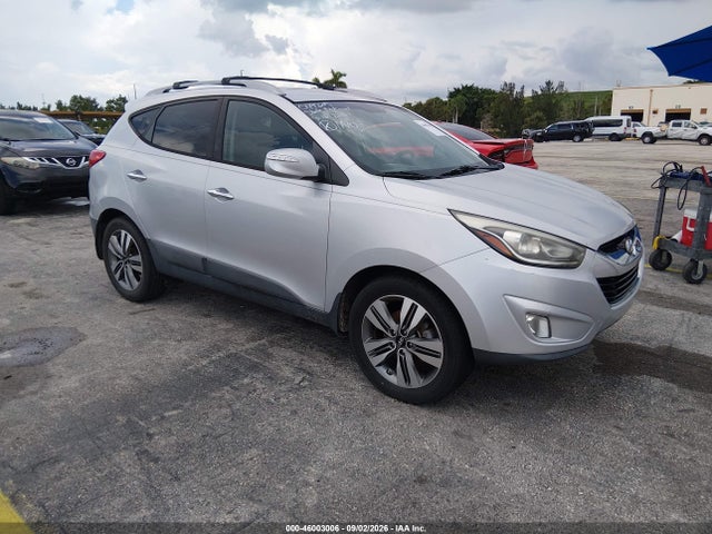 46003006 :رقم المزاد ، KM8JU3AG1FU049825 vin ، 2015 Hyundai Tucson Limited مزاد بيع