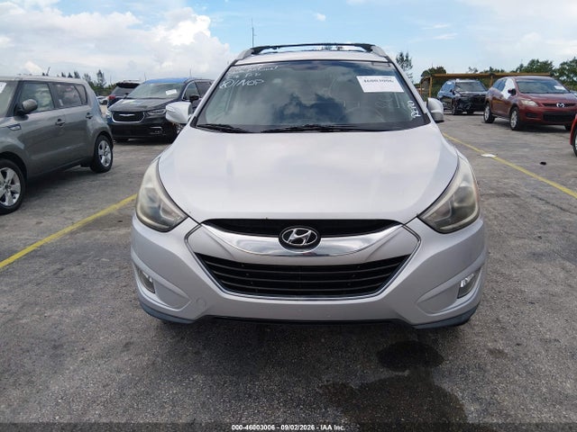 46003006 :رقم المزاد ، KM8JU3AG1FU049825 vin ، 2015 Hyundai Tucson Limited مزاد بيع