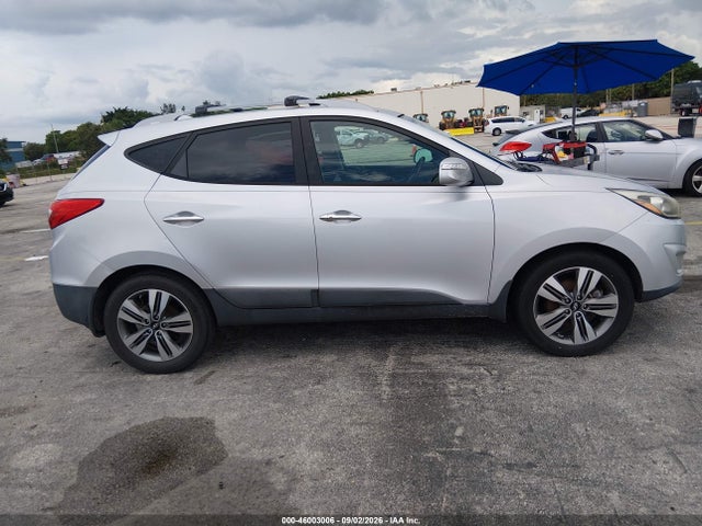 46003006 :رقم المزاد ، KM8JU3AG1FU049825 vin ، 2015 Hyundai Tucson Limited مزاد بيع