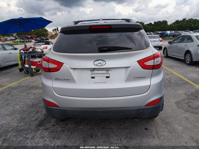 46003006 :رقم المزاد ، KM8JU3AG1FU049825 vin ، 2015 Hyundai Tucson Limited مزاد بيع