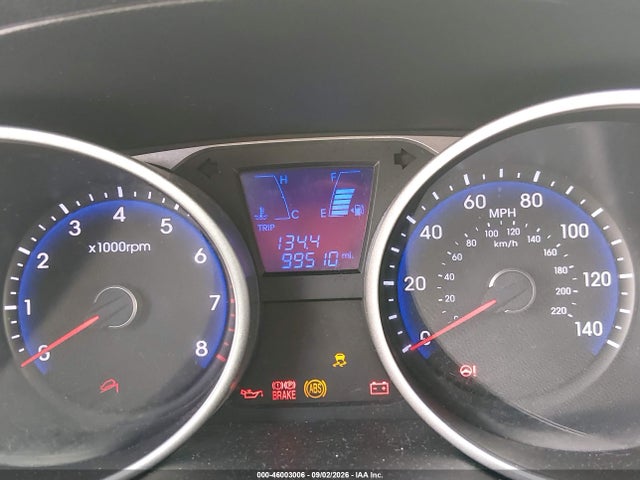 46003006 :رقم المزاد ، KM8JU3AG1FU049825 vin ، 2015 Hyundai Tucson Limited مزاد بيع