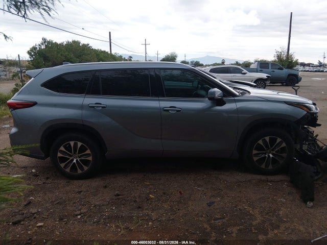 Toyota Highlander Xle 2021 5TDHZRAH4MS043244 Image 13