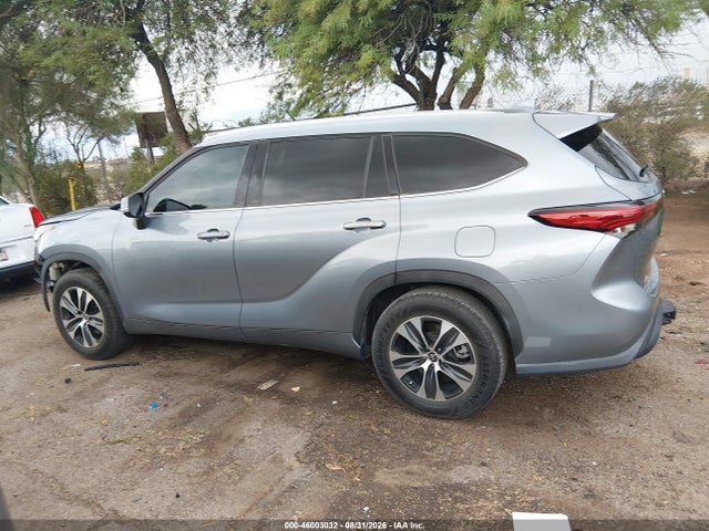Toyota Highlander Xle 2021 5TDHZRAH4MS043244 Image 14