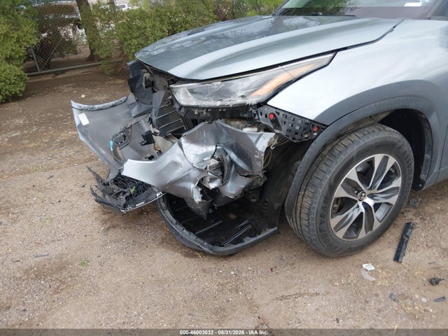 Toyota Highlander Xle 2021 5TDHZRAH4MS043244 Image 6