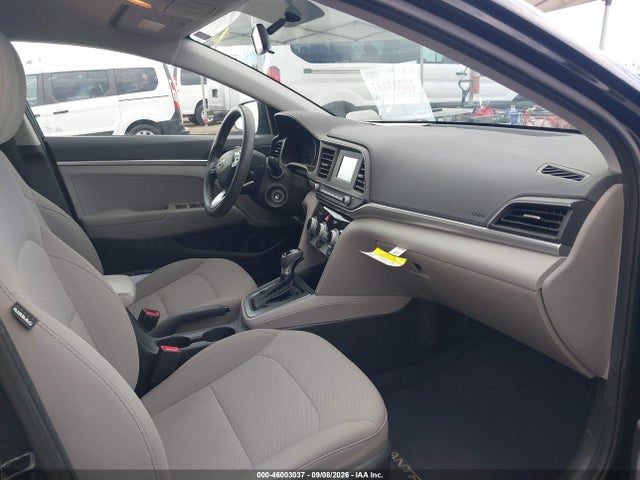 Продаж на аукціоні авто 2019 Hyundai Elantra Se, vin: 5NPD74LF1KH440755, номер лоту: 46003037