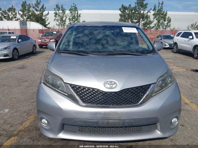 Toyota Sienna Se 8 Passenger 2017 5TDXZ3DC7HS847875 Image 12