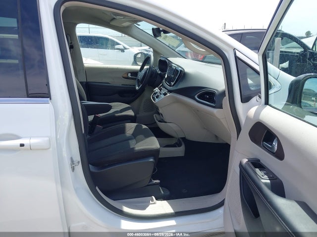 Продажа на аукционе авто 2024 Chrysler Voyager Lx, vin: 2C4RC1CG9RR105474, номер лота: 46003051