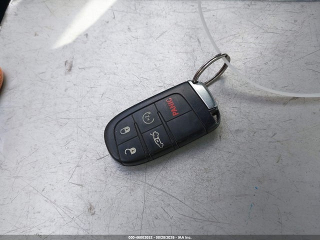 46003052 :رقم المزاد ، 2C3CCAEG3JH123034 vin ، 2018 Chrysler 300 Limited مزاد بيع