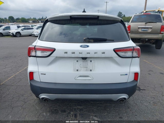 1FMCU9G63LUA79981 Ford ESCAPE SE