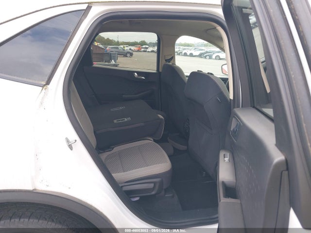1FMCU9G63LUA79981 Ford ESCAPE SE