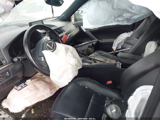 46003061 :رقم المزاد ، JTHKD5BH6H2287744 vin ، 2017 Lexus Ct 200h مزاد بيع