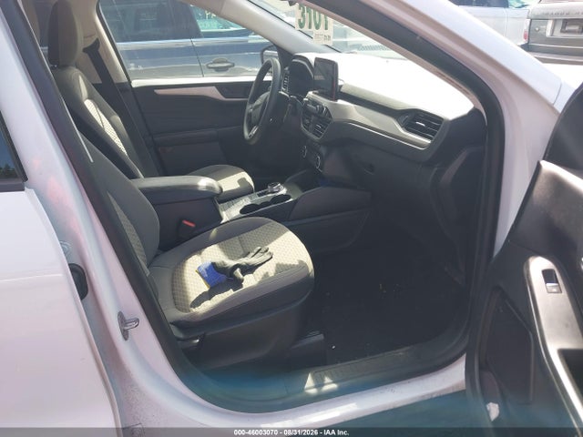 1FMCU9G64NUA44241 Ford ESCAPE SE