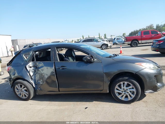46003073 :رقم المزاد ، JM1BL1LP2D1818215 vin ، 2013 Mazda Mazda3 مزاد بيع