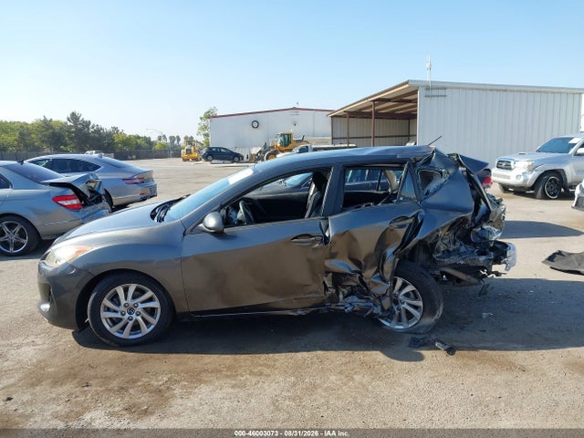 46003073 :رقم المزاد ، JM1BL1LP2D1818215 vin ، 2013 Mazda Mazda3 مزاد بيع