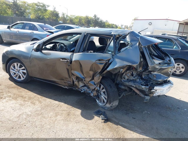 46003073 :رقم المزاد ، JM1BL1LP2D1818215 vin ، 2013 Mazda Mazda3 مزاد بيع
