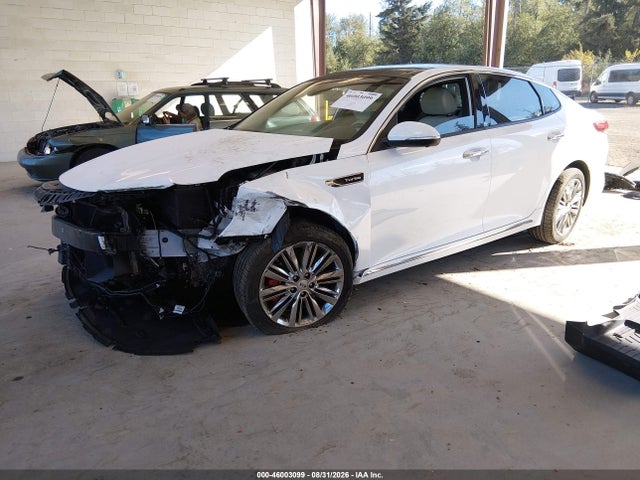 46003099 :رقم المزاد ، 5XXGV4L22HG167281 vin ، 2017 Kia Optima Sxl Turbo مزاد بيع