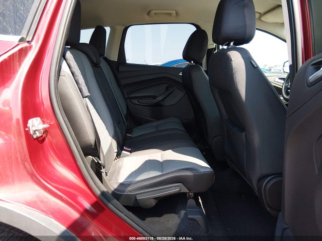 46003116 :رقم المزاد ، 1FMCU0G71FUC39199 vin ، 2015 Ford Escape Se مزاد بيع
