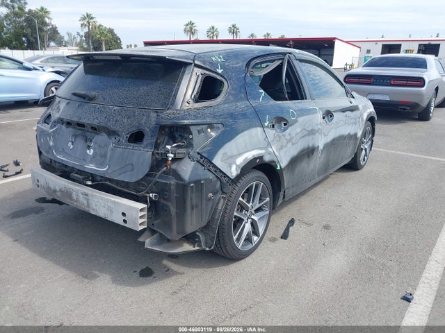 Lexus CT 200H 2014 JTHKD5BH4E2184219 Image 4