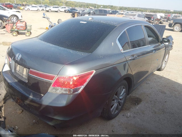 46003124 :رقم المزاد ، 1HGCP2F89BA106480 vin ، 2011 Honda Accord 2.4 Ex-l مزاد بيع